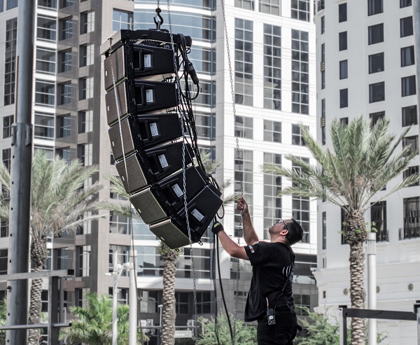 Line Array Concert Speakers